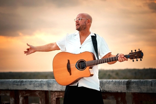 Bob Sima w/ Guitar